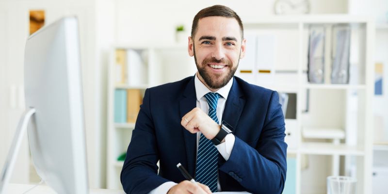 Hành trình tác giả Hoàng Tuấn